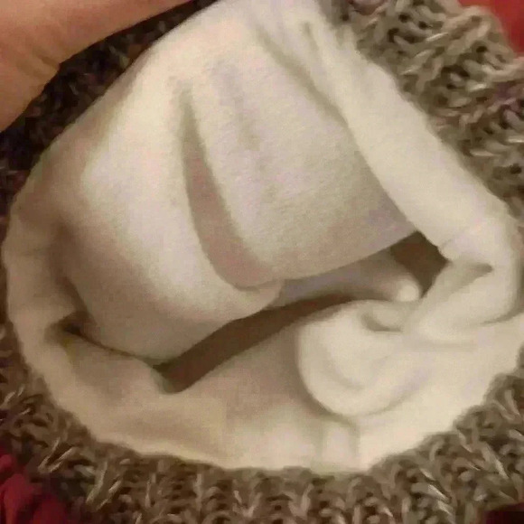 PISTIL Purple Winter Knitted Beanie with Pom-Pom  (#88) - Picture 5 of 6